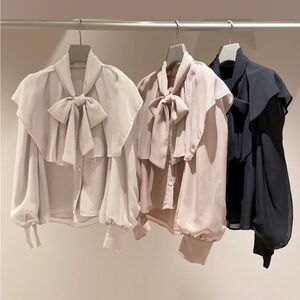 SNIDEL Elegant Women's Blouse with Bow Tie